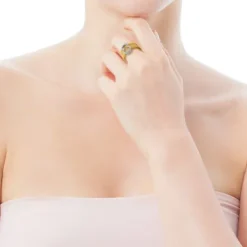 Anel Icon Mesh em ouro com diamantes